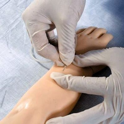 Ciencias Médicas Subjecto Venipunctura portátil modelo de entrenamiento de brazo con piel reemplazable